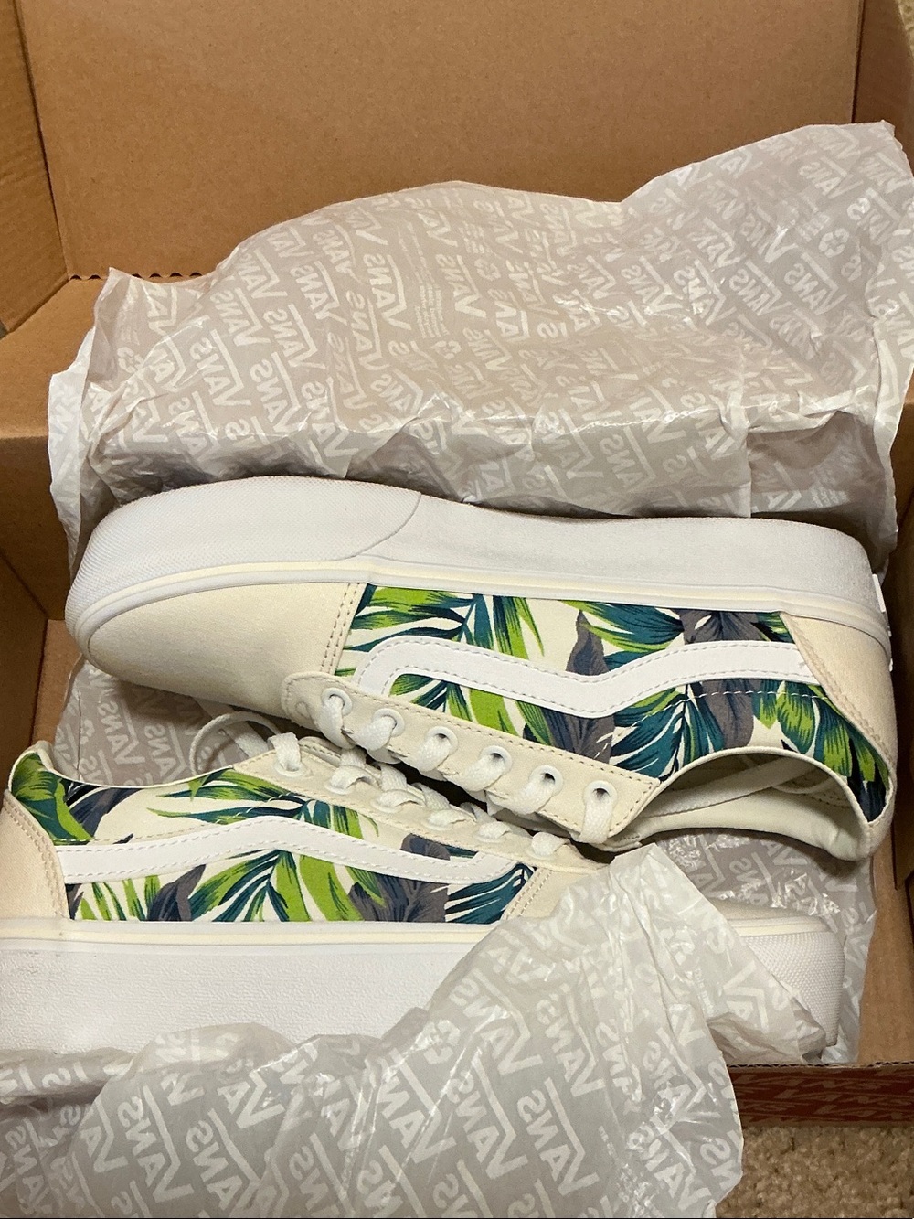 Vans Low-Top Tropical Leaf Canvas Sneakers — Cream, Green & Blue